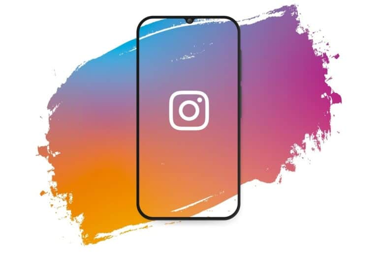 Prós e Contras ao Comprar Seguidores no Instagram 2020